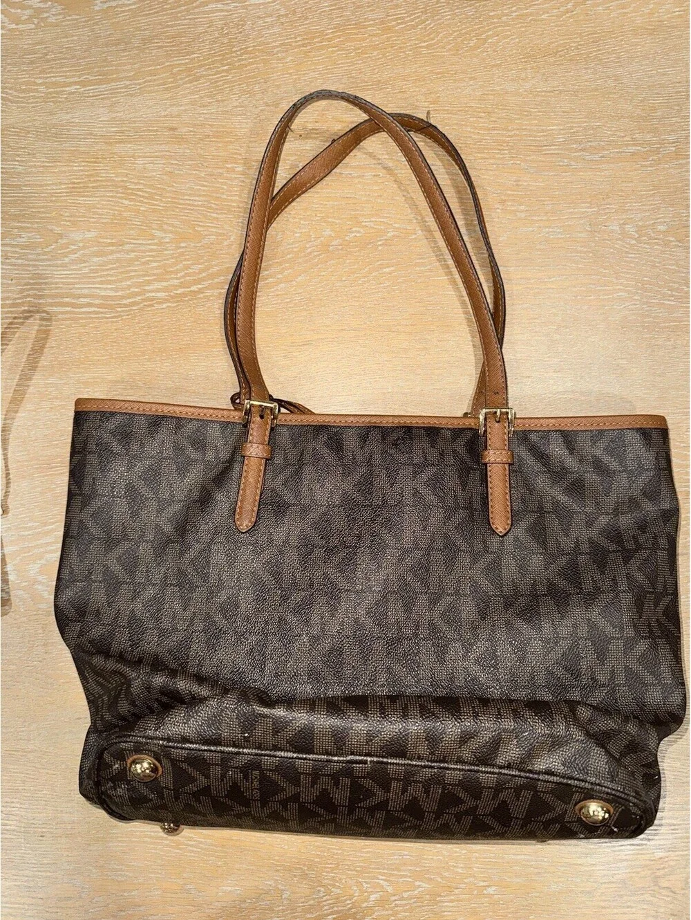 Michael Kors Jet Set Signature Snap-Pocket Tote Brown MK monogram Wallet Pouch